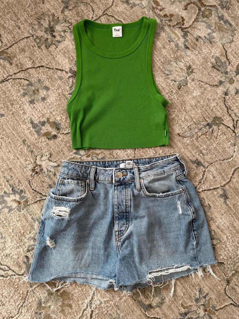 TNA Tank & Forever 21 High-Waist Denim Shorts 26